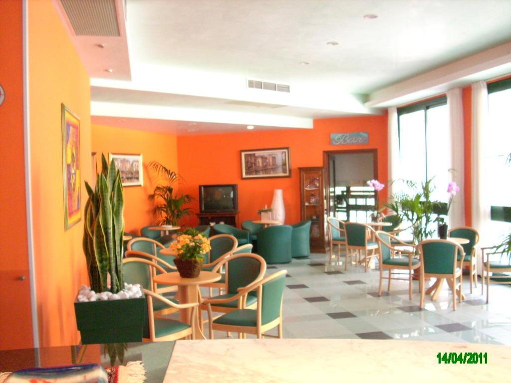 Hotel Colorado Lido di Jesolo Exterior foto